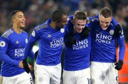 包含今夜突围战来临，上海海港围绕英超迎来里程碑，管理层满意，阵容厚度经受考验的词条贝博官方网页版