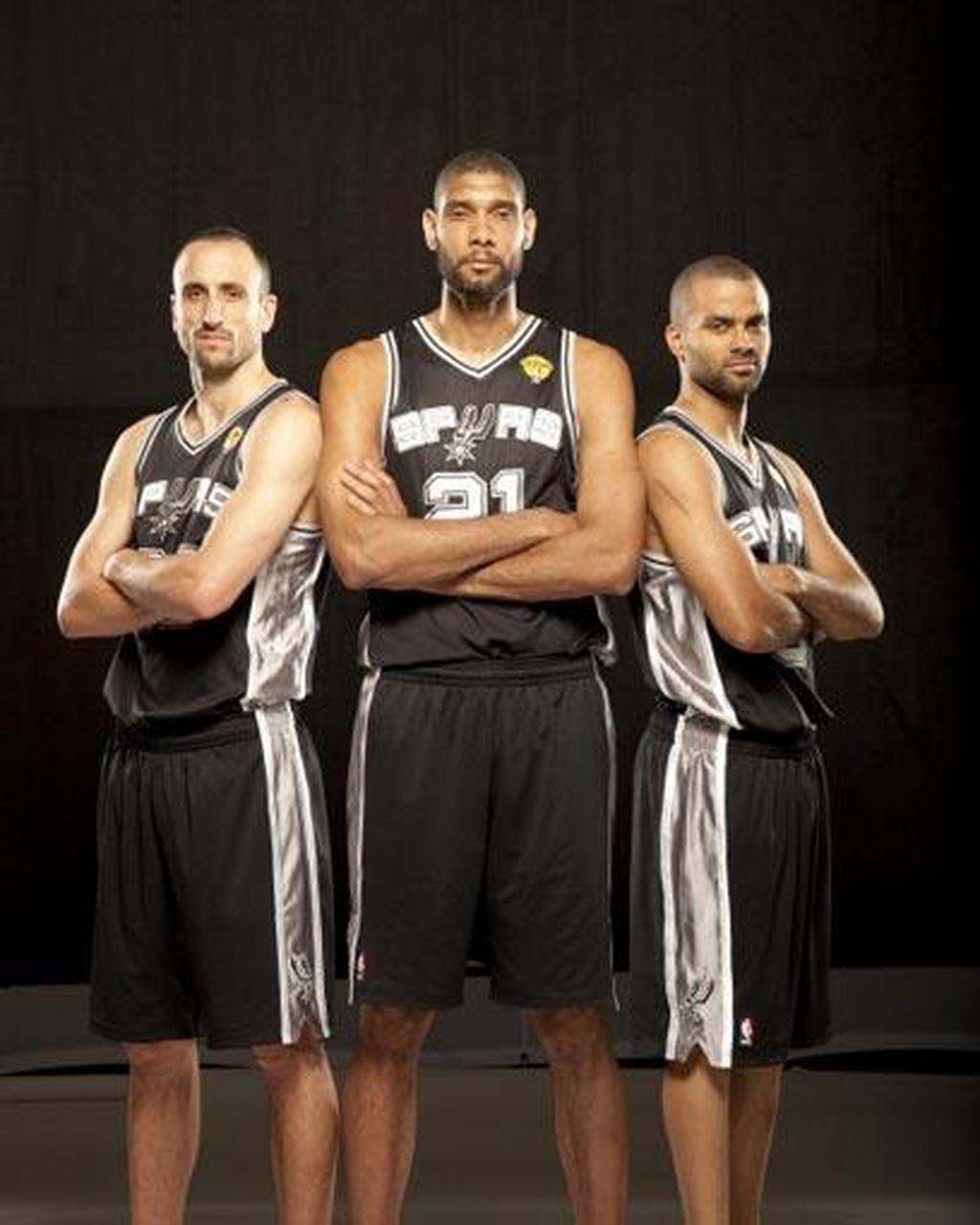 风云突变圣安东尼奥马刺今夜完成体检葡萄牙体育今晨伤情更新，风云突变拜仁慕尼黑国际比赛日主帅复盘都惊呆了的简单介绍